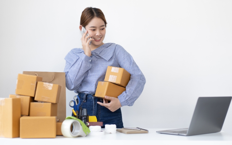 Bán hàng online là một trong những công việc làm thêm phổ biến hiện nay
