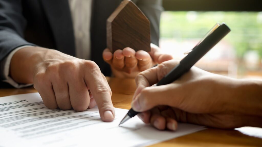 Có rất nhiều yếu tố ảnh hưởng đến giá trị hoàn lại