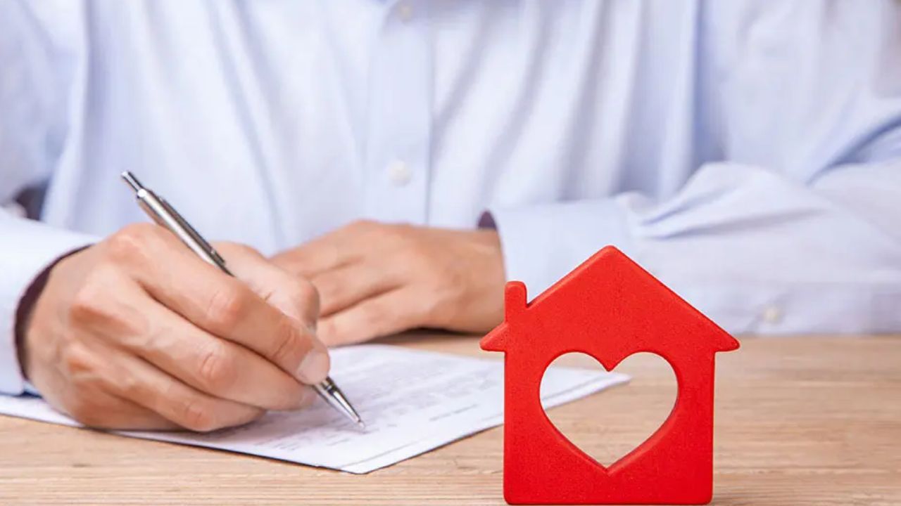 Bên mua bảo hiểm là gì